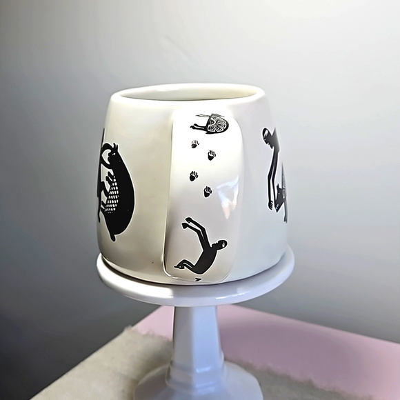 The Treasure Chest Las Cruces NM 1998 Southwest Human & Bear Pottery Mug #201 - Picture 2 of 7